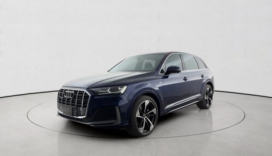 Audi • Q7