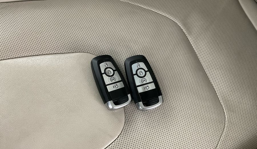 Ford Edge 3.5 AUTO TITANIUM NAV LTHR 4WD 19ALW Suv 2017