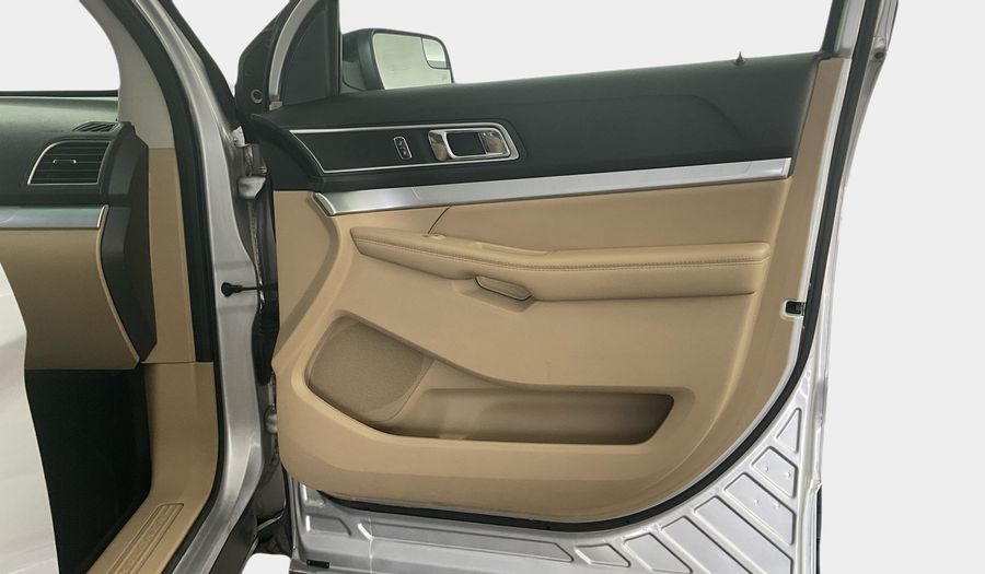 Ford Explorer 3.5 AUTO 4WD XLT SRF LHR Suv 2017