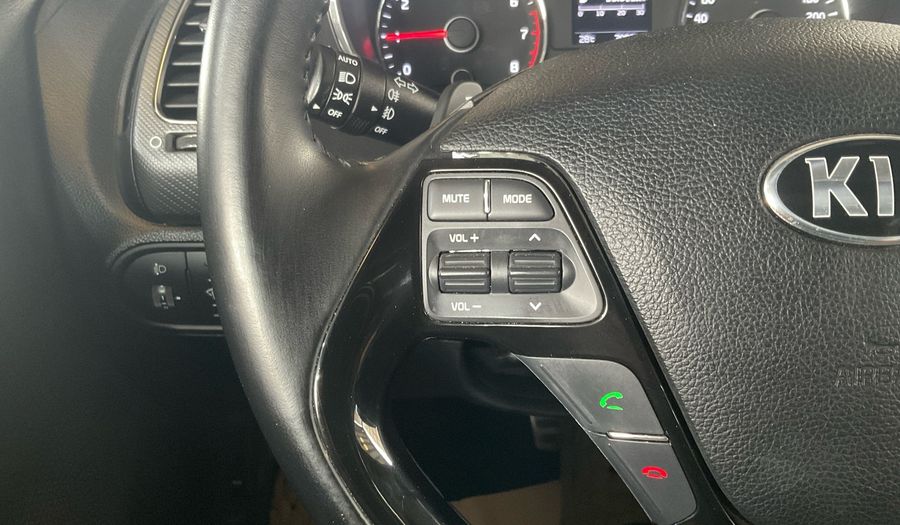 Kia Cerato Koup 2.0 SX AUTO ESC Coupe 2017
