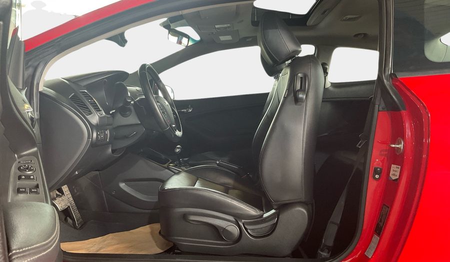 Kia Cerato Koup 2.0 SX AUTO ESC Coupe 2017