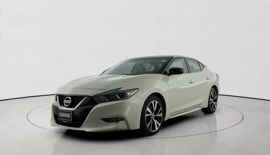 Nissan • Maxima