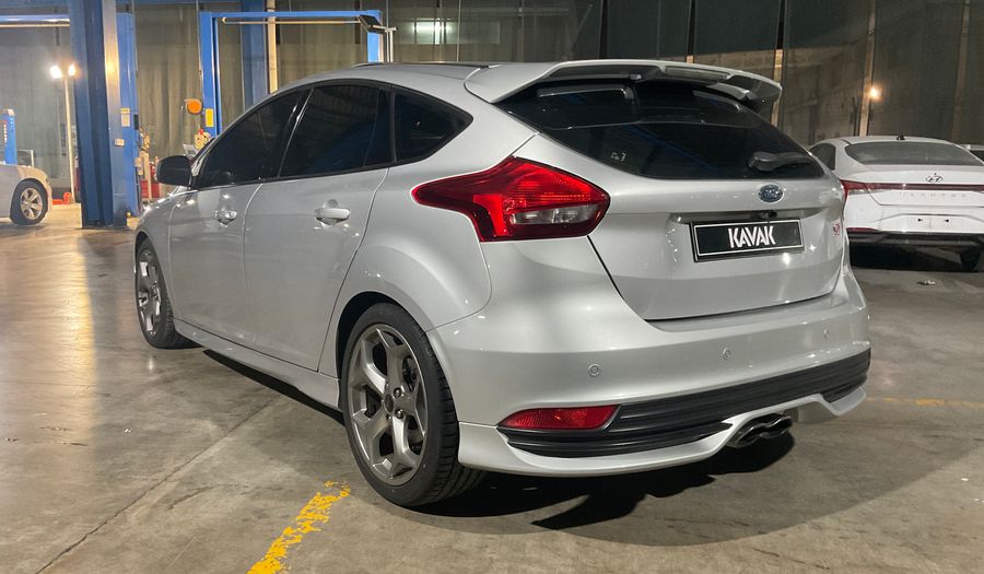 Ford Focus 2.0 ECOBOOST 250PS ST Hatchback 2018