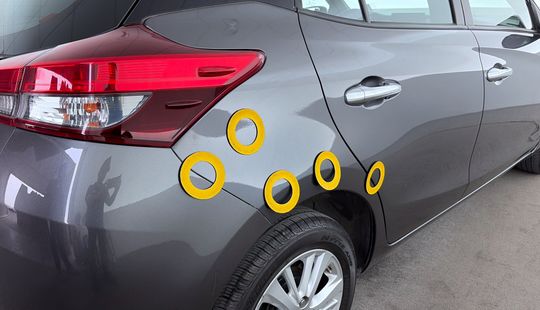 Toyota • Yaris