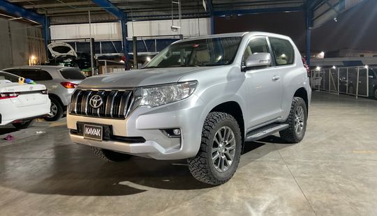 Toyota • Land Cruiser Prado