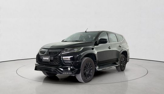 Mitsubishi • Montero Sport