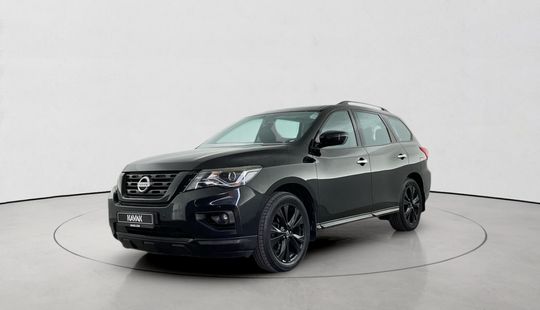 Nissan • Pathfinder