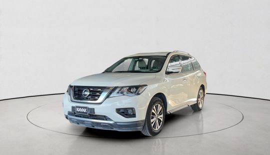 Nissan • Pathfinder