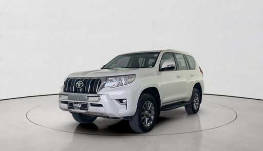Toyota • Land Cruiser Prado