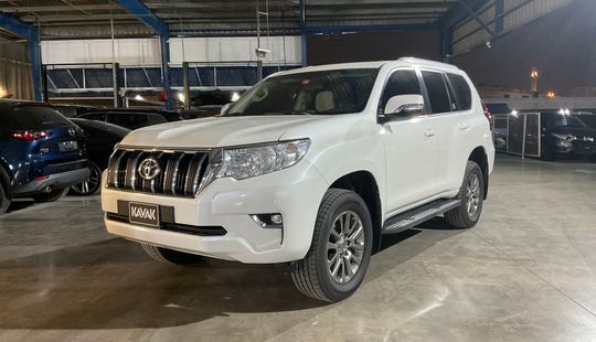 Toyota • Land Cruiser Prado