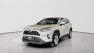 Toyota • RAV4