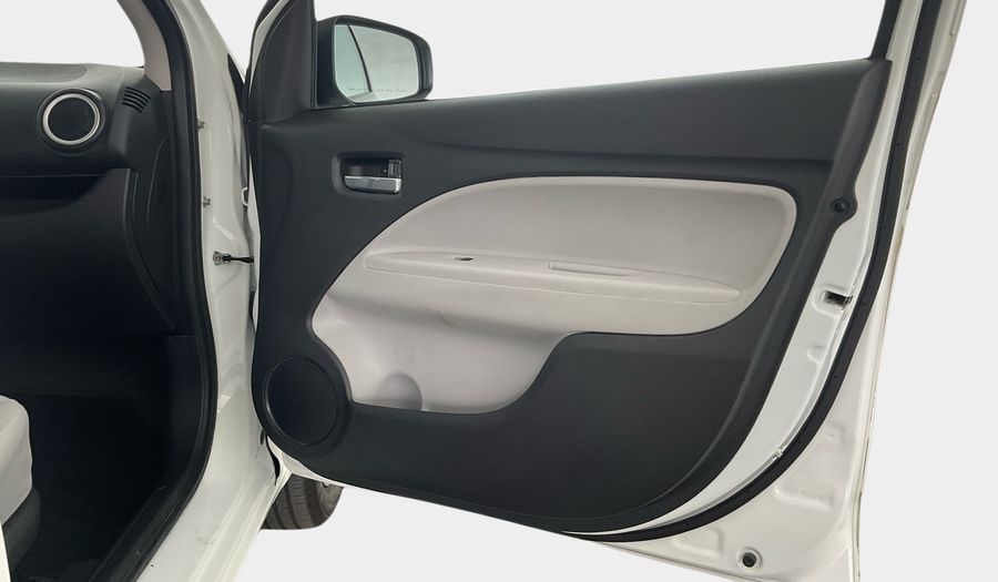 Mitsubishi Attrage GLX FULL Sedan 2024