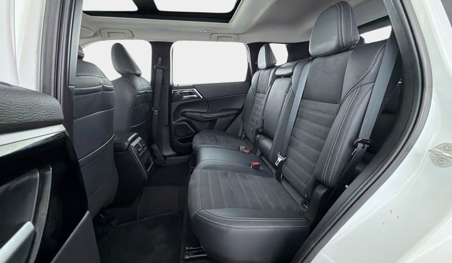 Mitsubishi Outlander 2.5 GLX AUTO 4WD 7SEAT HL SRF Suv 2024