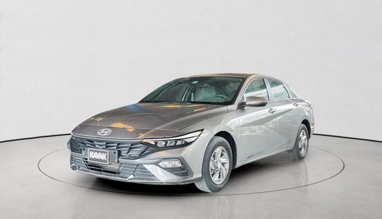Hyundai • Elantra