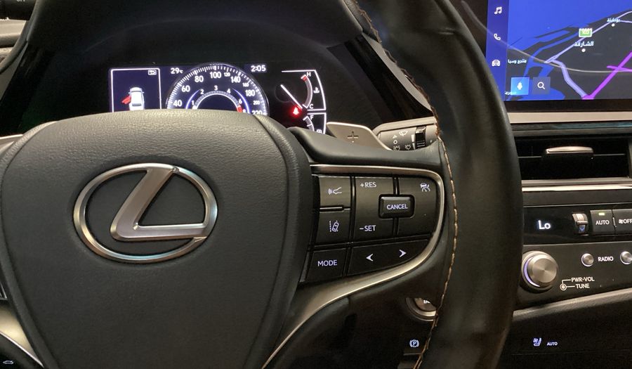 Lexus Es 2.5 300H PREMIER CVT AUTO 2WD Sedan 2024