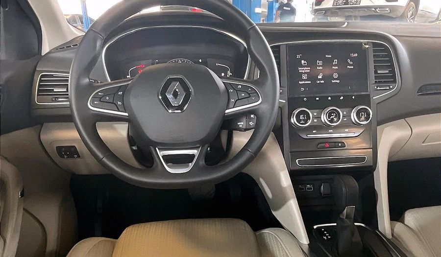 Renault Megane SE Sedan 2024