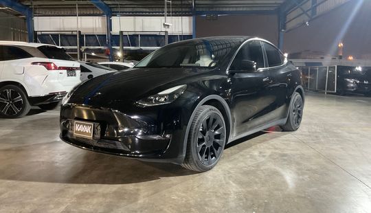 Tesla • Model Y