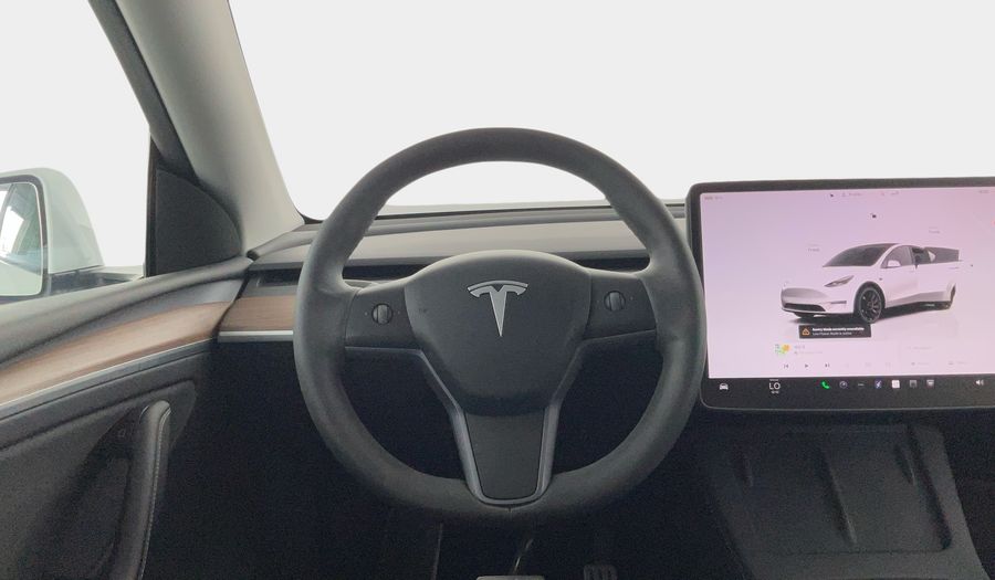 Tesla Model Y BEV PERFORMANCE QUICKSILVER BW INT 21 Suv 2024