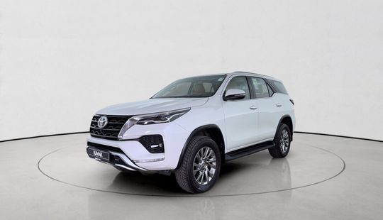 Toyota • Fortuner