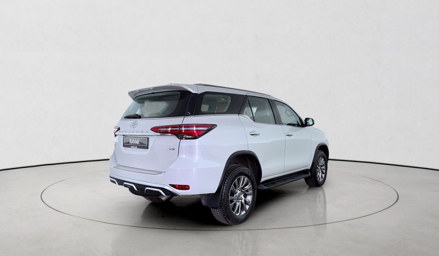 Toyota Fortuner 4.0 4WD AUTO 7STR VXR RA/RB Suv 2024