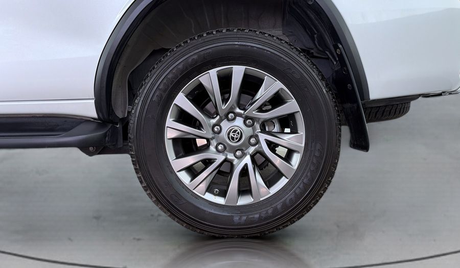Toyota Fortuner 4.0 4WD AUTO 7STR VXR RA/RB Suv 2024