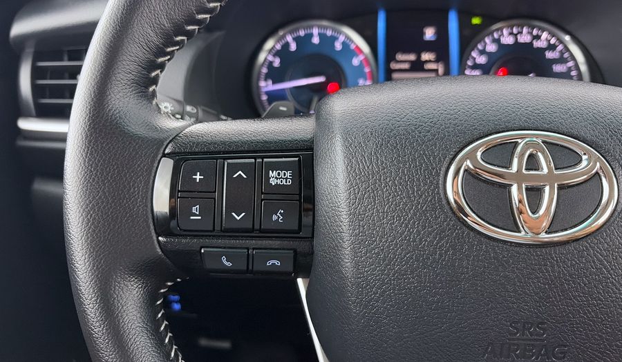 Toyota Fortuner 4.0 4WD AUTO 7STR VXR RA/RB Suv 2024