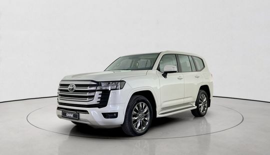 Toyota • Land Cruiser