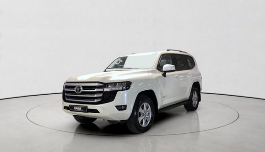 Toyota • Land Cruiser