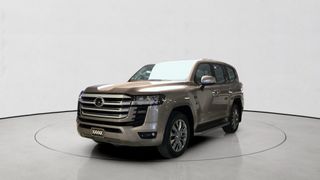 Toyota • Land Cruiser