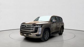 Toyota • Land Cruiser