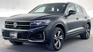 Volkswagen • Touareg