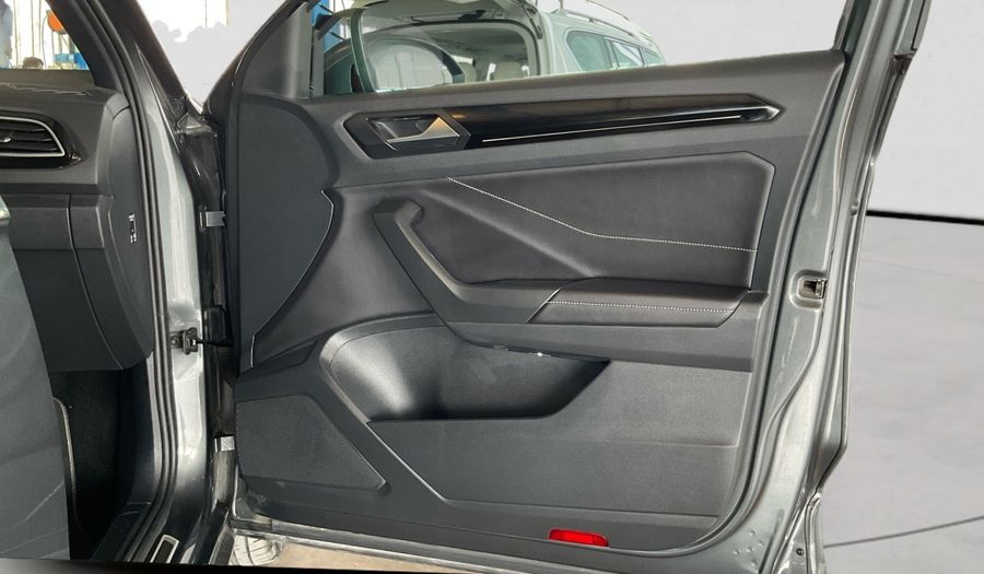 Volkswagen T-roc 1.4 TSI R-LINE Suv 2024