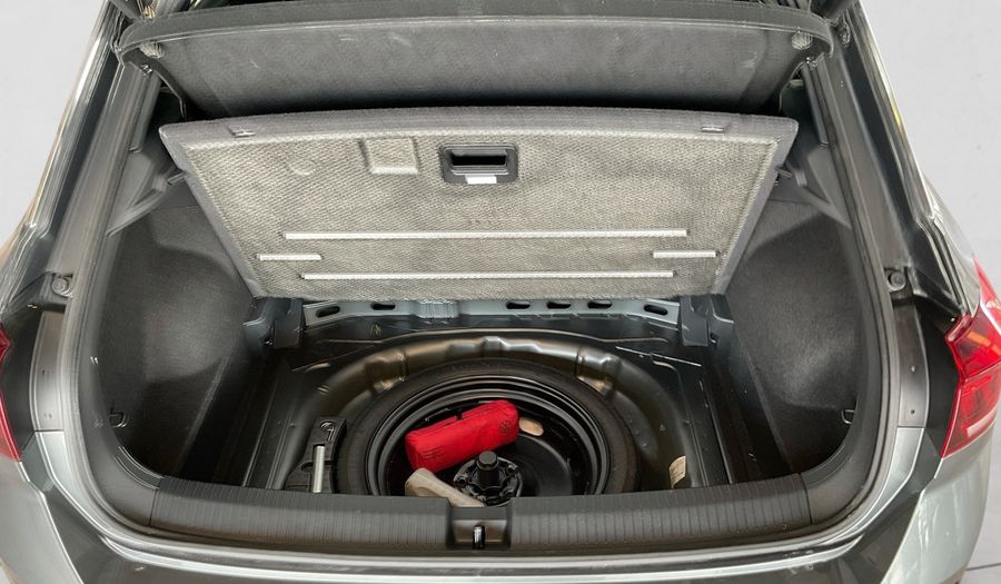 Volkswagen T-roc 1.4 TSI R-LINE Suv 2024