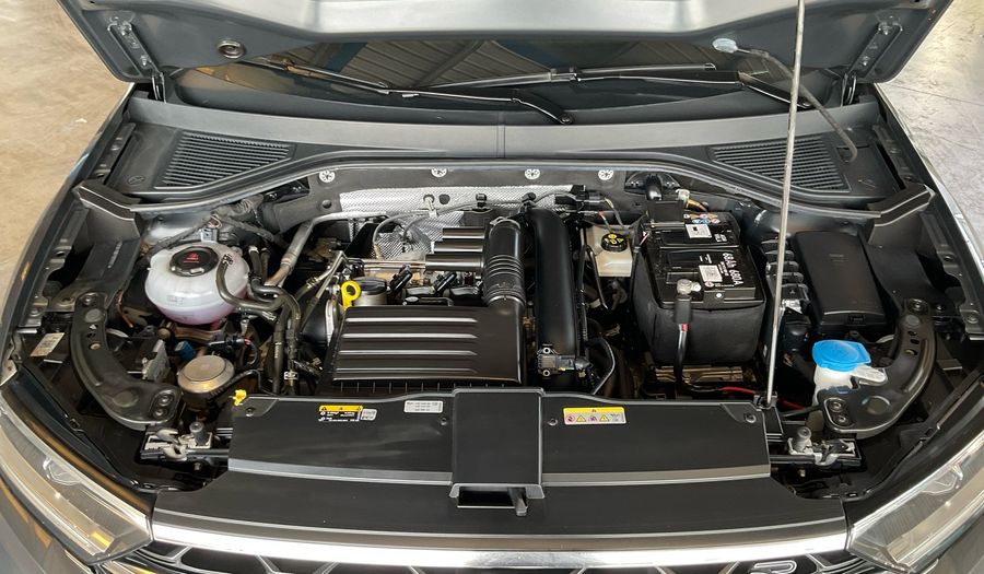 Volkswagen T-roc 1.4 TSI R-LINE Suv 2024