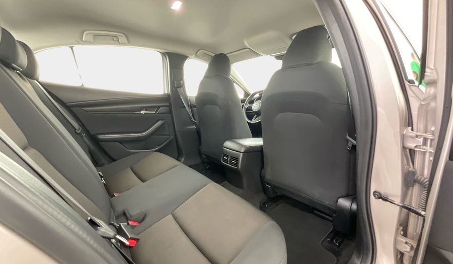 Mazda 3 2.0 SELECT AUTO Sedan 2025