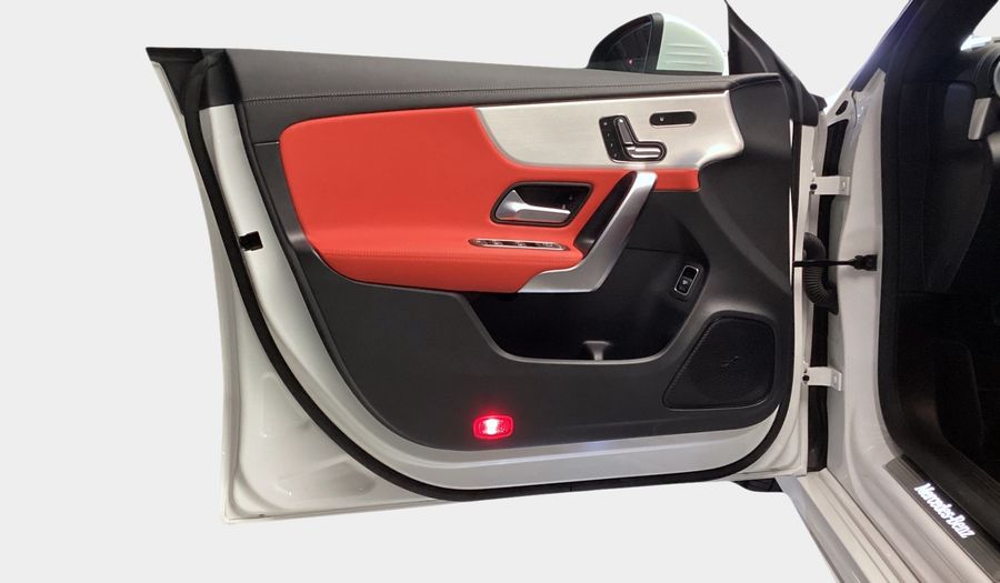 Mercedes Benz Cla-class 2.0 CLA 250 MHEV DCT 4MATIC Sedan 2025