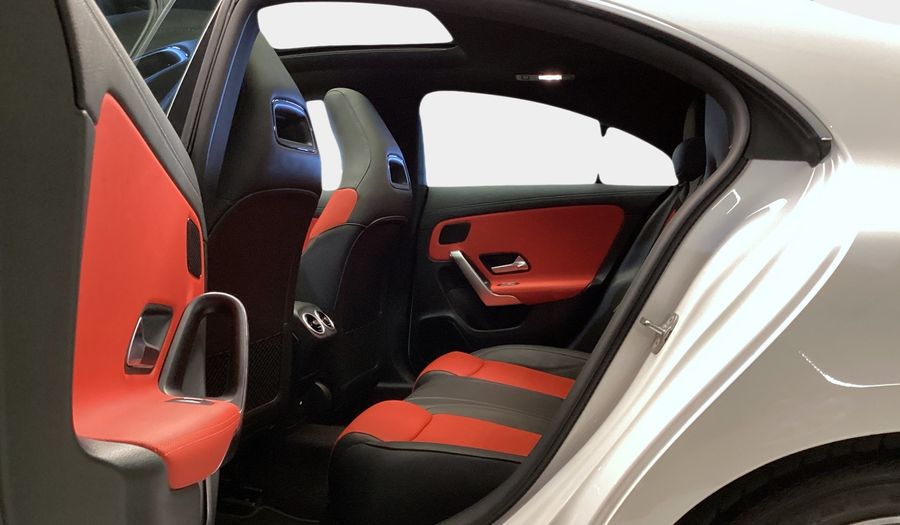 Mercedes Benz Cla-class 2.0 CLA 250 MHEV DCT 4MATIC Sedan 2025