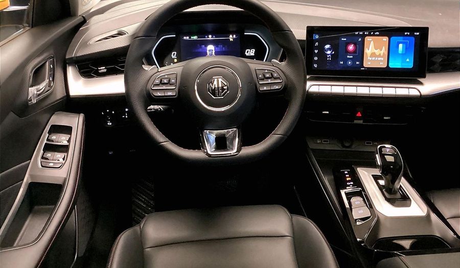 Mg Gt LUXURY Sedan 2025