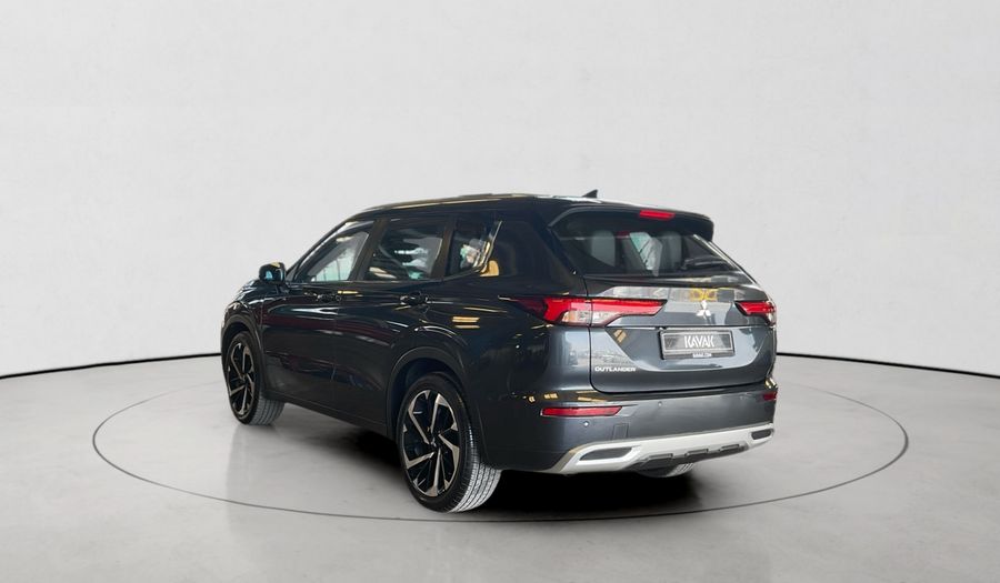 Mitsubishi Outlander 2.5 AUTO 4WD 7SEAT HL Suv 2025