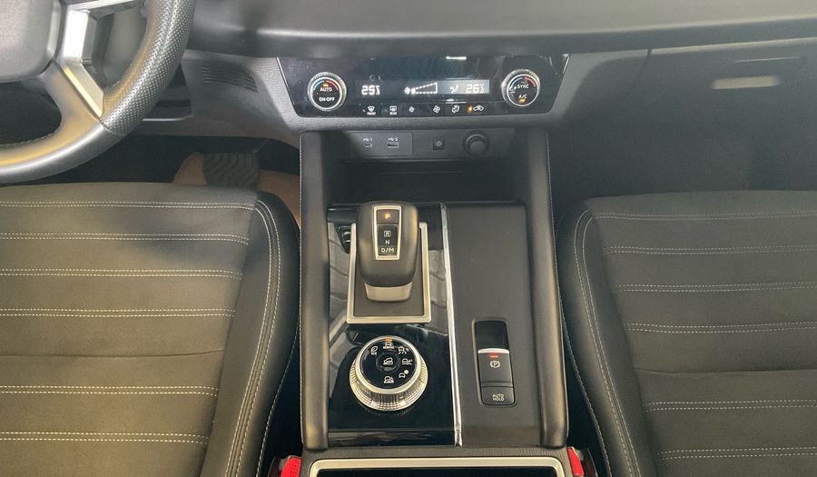 Mitsubishi Outlander 2.5 AUTO 4WD 7SEAT HL Suv 2025