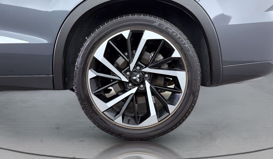 Mitsubishi Outlander PREMIUM LAUNCH EDITION Suv 2025
