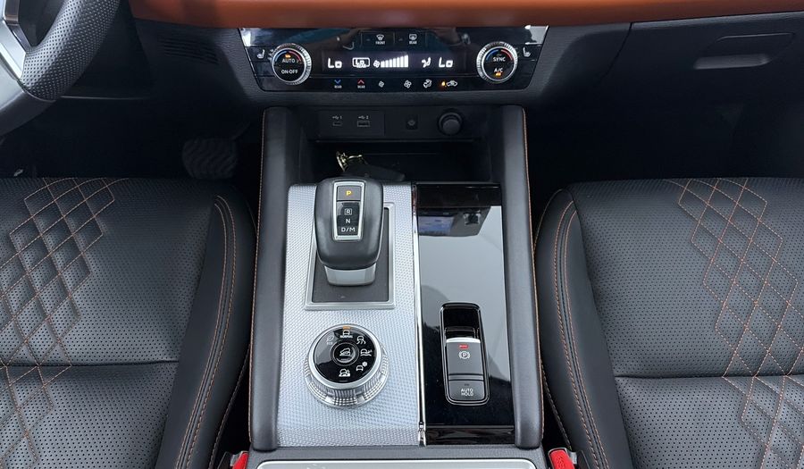 Mitsubishi Outlander PREMIUM LAUNCH EDITION Suv 2025