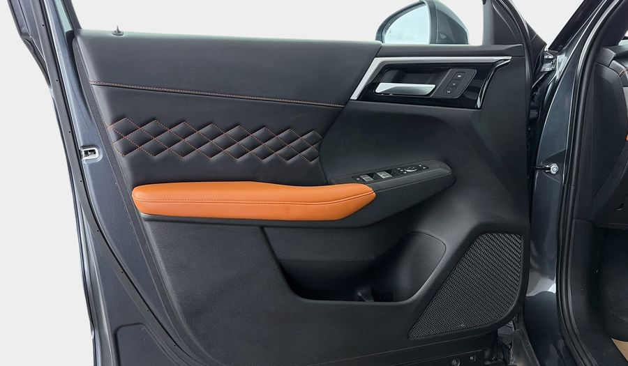 Mitsubishi Outlander PREMIUM LAUNCH EDITION Suv 2025