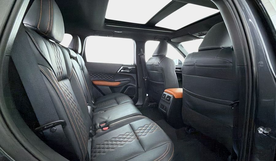 Mitsubishi Outlander PREMIUM LAUNCH EDITION Suv 2025