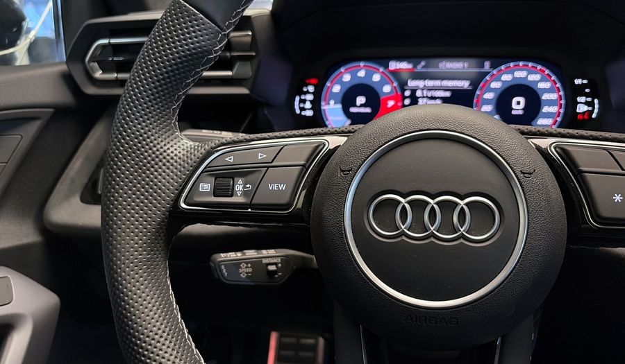 Audi A3 1.4 35 TFSI TIPTRONIC S LINE Sedan 2025
