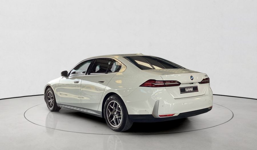Bmw Series 5 2.0 520I PURE AUTO Sedan 2025