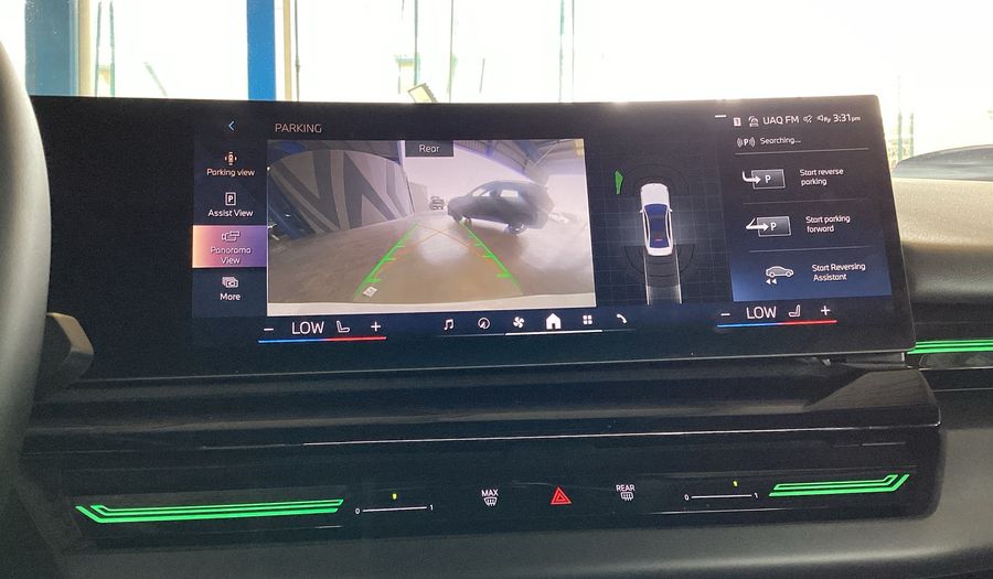 Bmw Series 5 2.0 520I PURE AUTO Sedan 2025