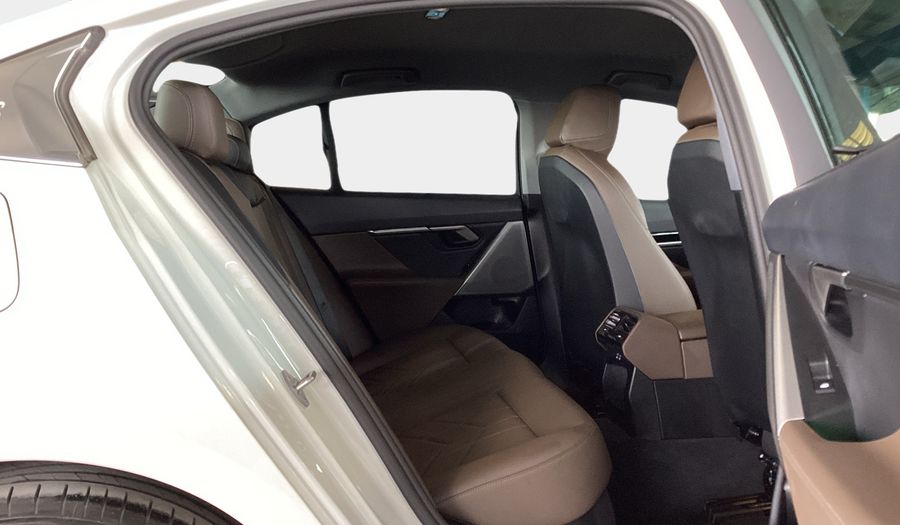 Bmw Series 5 2.0 520I PURE AUTO Sedan 2025