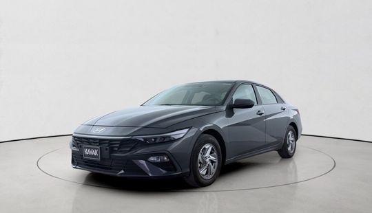 Hyundai • Elantra