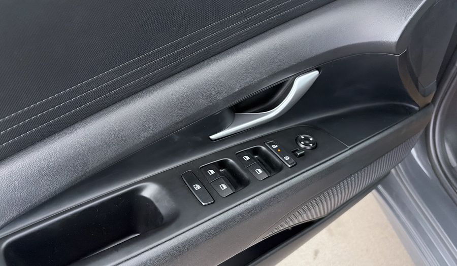 Hyundai Elantra 1.5 MPI SMART CVT Sedan 2025